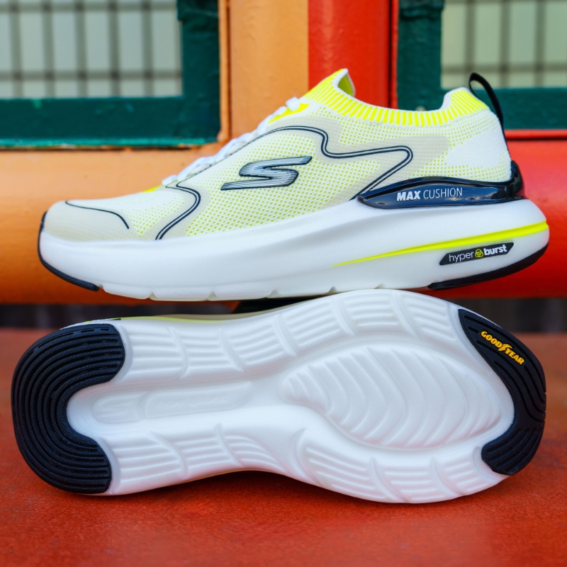 男装Max Cushioning Hyper Burst轻量中底高回弹力跑鞋 男装Max Cushioning Hyper Burst轻量中底高回弹力跑鞋