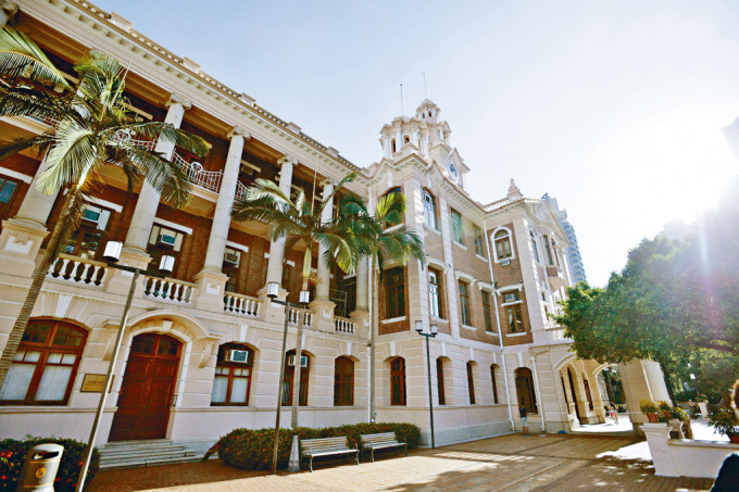 开学在即，香港大学传出迎新营争议