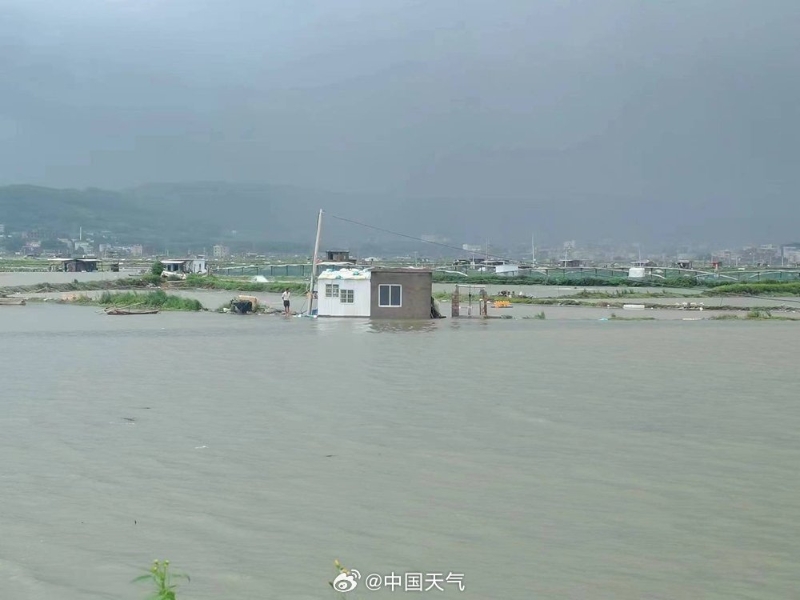 珠海部分地区出现水浸。 珠海部分地区出现水浸。