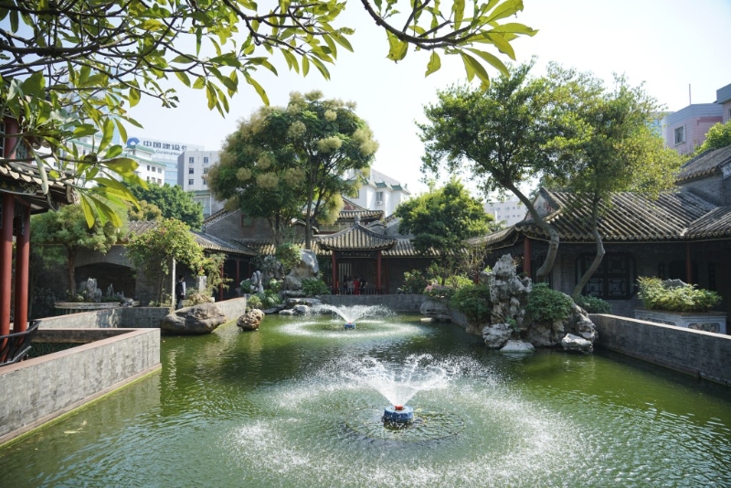 清晖园建于清朝嘉庆年间，是广东四大名园之一。