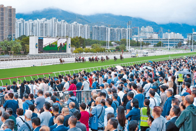 沙田马场新马季比赛现场。 沙田马场新马季比赛现场。