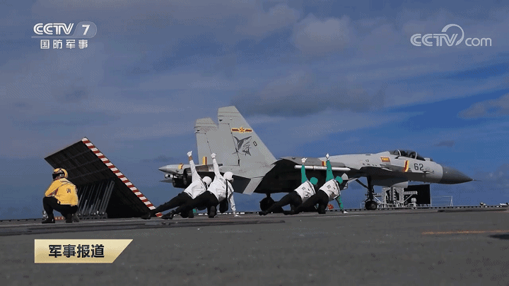 “山东舰” “山东舰”