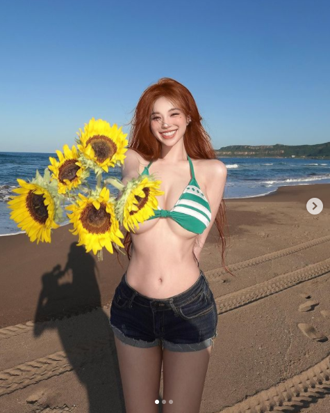 网红黄琳cos航海王娜美角色 网红黄琳cos航海王娜美角色