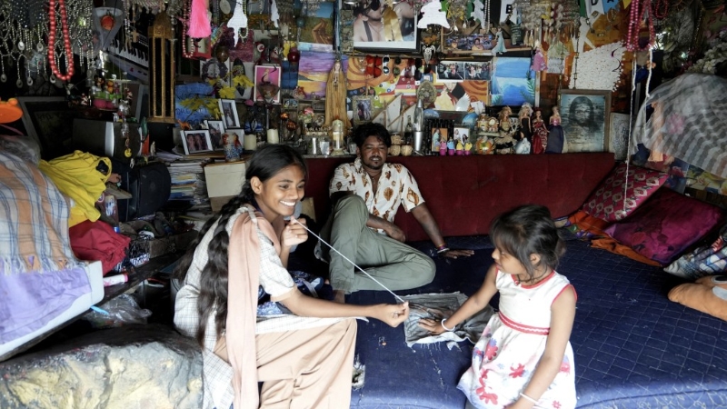 马莱莎在贫民窟家中受访。 路透社