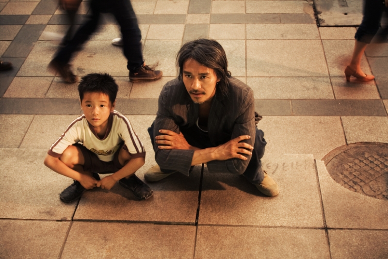 徐娇宣布再签约周星驰旗下,在港相约吃饭小男孩变美女吓倒星爷 徐娇宣布再签约周星驰旗下,在港相约吃饭小男孩变美女吓倒星爷