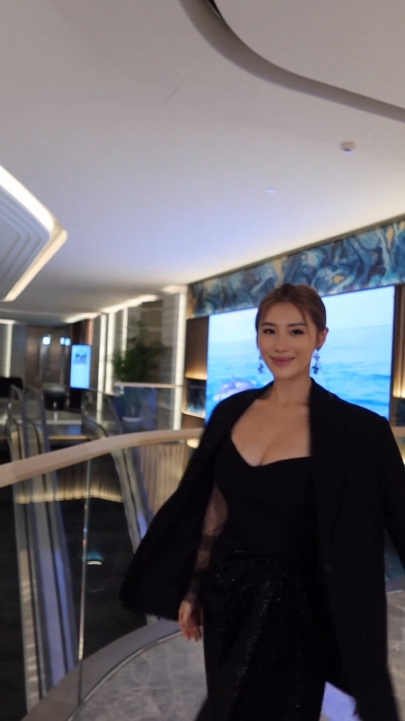 郭珮文又再出招晒身材。 郭珮文又再出招晒身材。