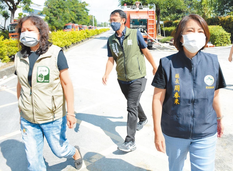 屏东消防局长被质疑无专业背景,学者分析硕博士论文惊吐10字 屏东消防局长被质疑无专业背景,学者分析硕博士论文惊吐10字