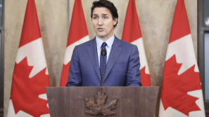 加拿大国会误向乌克兰纳粹士兵致敬，总理特鲁多终公开道歉