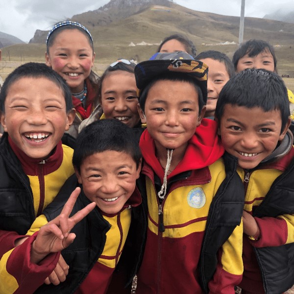 中华儿慈会声称以改善农村贫困孩儿生活为宗旨。 中华儿慈会官网