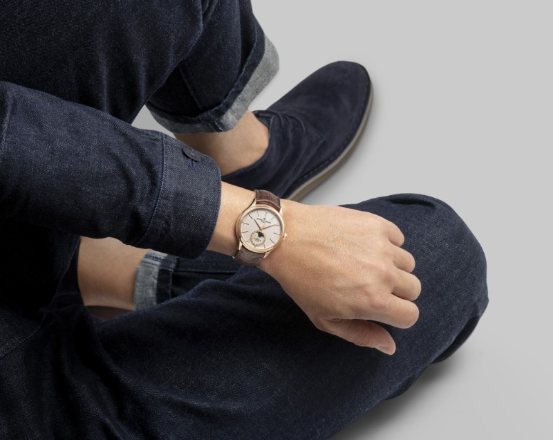 名士Clifton系列的月相表,新推搭配玫瑰金表壳的款式。 名士Clifton系列的月相表,新推搭配玫瑰金表壳的款式。