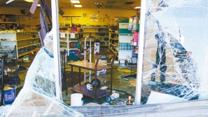 费城商家遭大规模抢劫，苹果店Lululemon遭殃