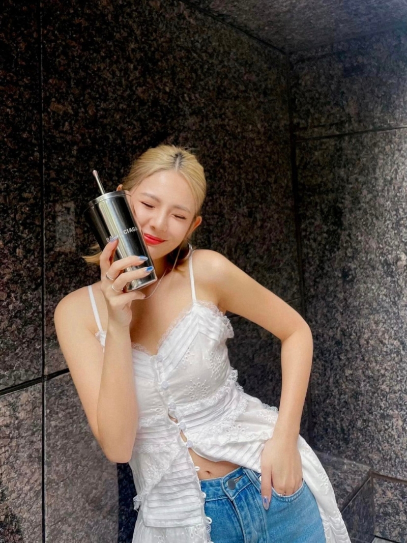 鲔鱼在各社交平台分享生活或旅游片段。（鲔鱼facebook）