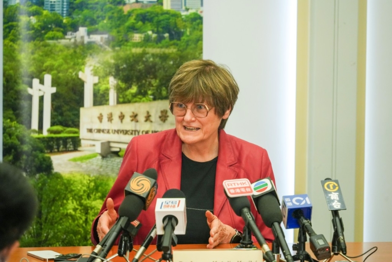 考里科把科研成就归功于团队合作,更寄语女性科学家要适当减压。 考里科把科研成就归功于团队合作,更寄语女性科学家要适当减压。