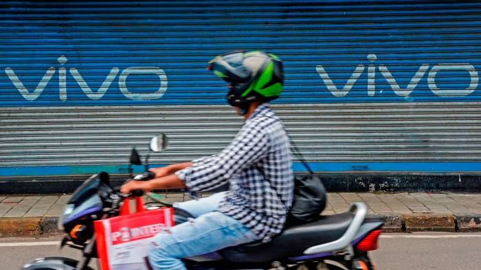 同样报道相关消息的英国《金融时报》10日称，vivo正在与三星争夺印度手机市场最大份额。图为《金融时报》报道配图