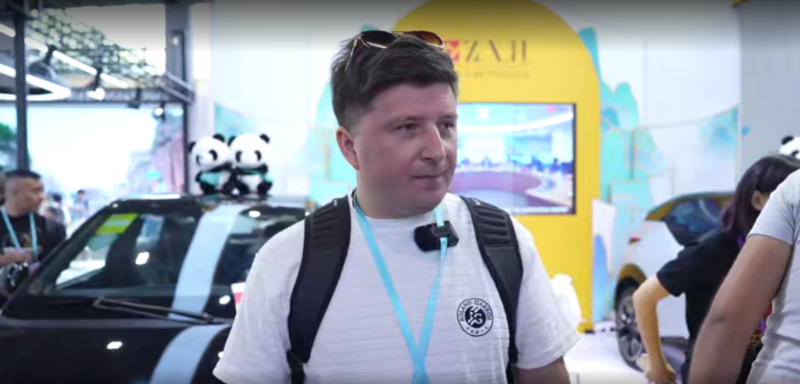 贝卡中文流利,是广交会的老朋友了。 贝卡中文流利,是广交会的老朋友了。