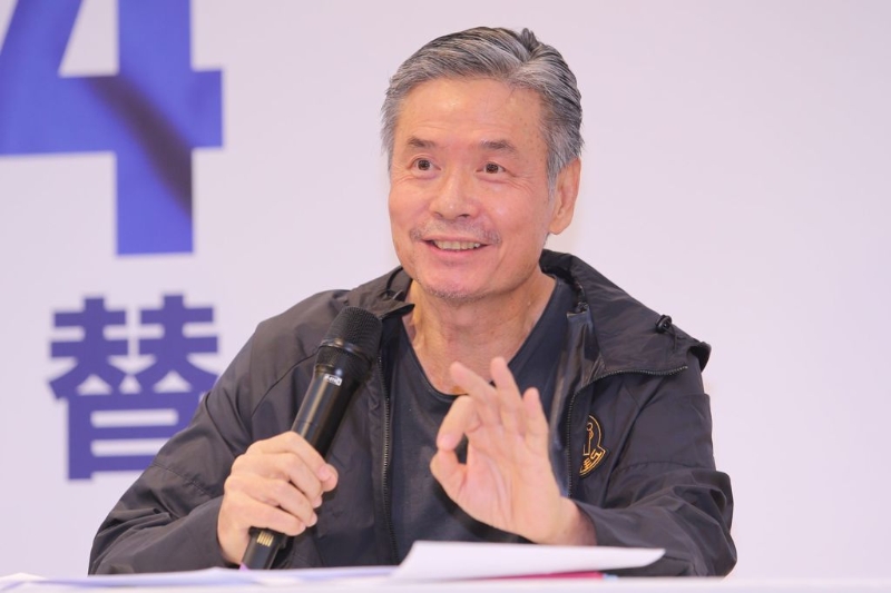 国民党参选人侯友宜竞办执行长金溥聪对于黄珊珊的两种方式也强硬回击，“如果对方只有二选一的选择，就不用谈下一步了”。（资料照片）