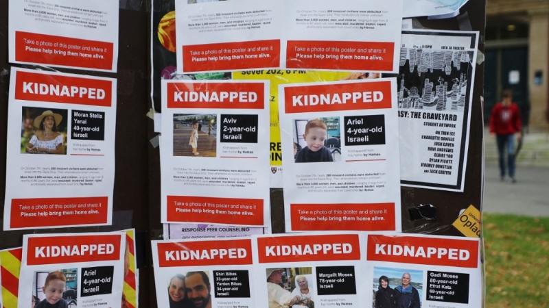 有美媒引述哈马斯高级官员报道,指以色列停止空袭,便会释放所有平民人质。路透社 有美媒引述哈马斯高级官员报道,指以色列停止空袭,便会释放所有平民人质。路透社