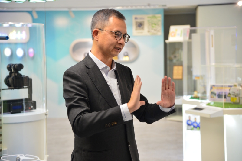 煤气公司生产维修及发展总经理伍杏伟