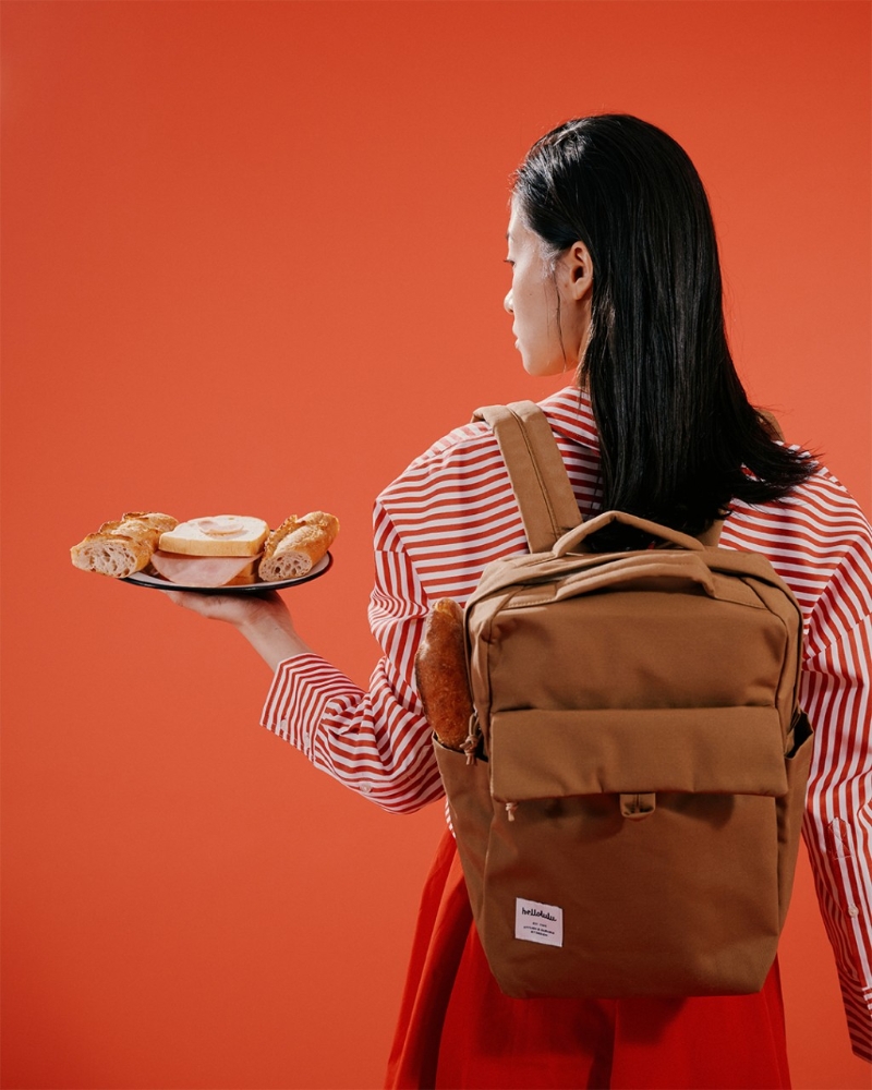 环保版本Mini Carter背囊,$548,hellolulu,采用防水涂层,配搭拉链前袋附磁扣及钥匙夹。 环保版本Mini Carter背囊,$548,hellolulu,采用防水涂层,配搭拉链前袋附磁扣及钥匙夹。