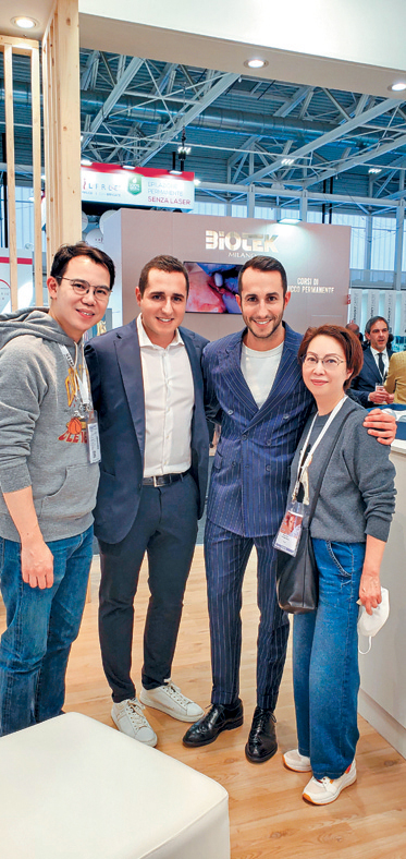 复常后,Alan(左)与团队到意大利参加美容展览。 复常后,Alan(左)与团队到意大利参加美容展览。