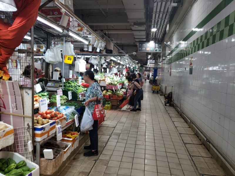 联和墟街市人流变得稀疏 联和墟街市人流变得稀疏