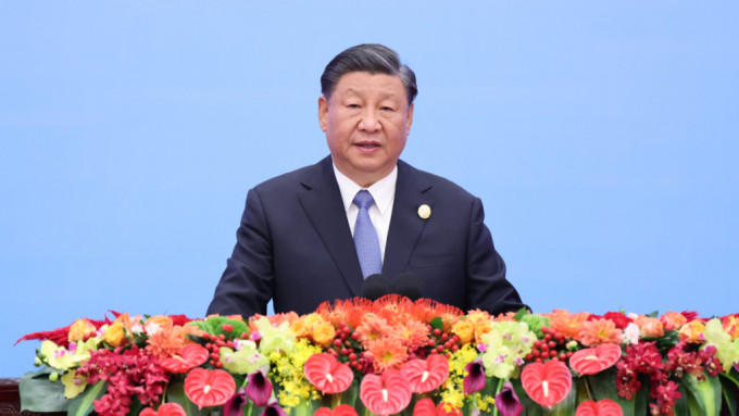 习近平向进博会发开幕信,强调中国坚持推动高水平开放。 习近平向进博会发开幕信,强调中国坚持推动高水平开放。