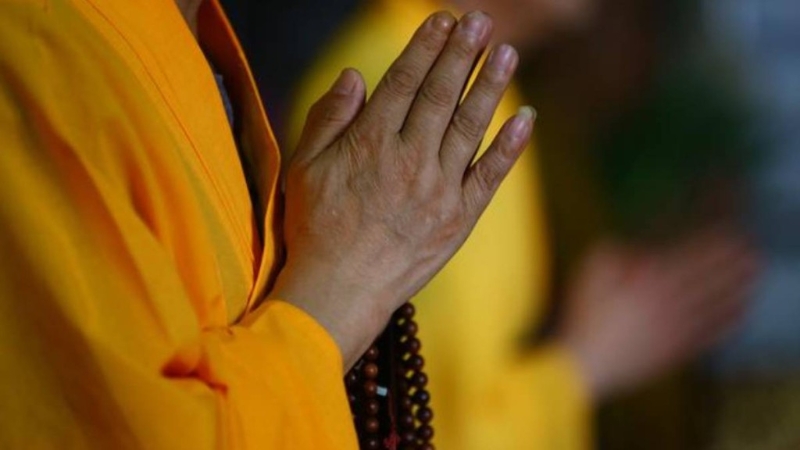 寺院住持搭上女主播酒店开房,遭夫妻勒索520万财货 寺院住持搭上女主播酒店开房,遭夫妻勒索520万财货