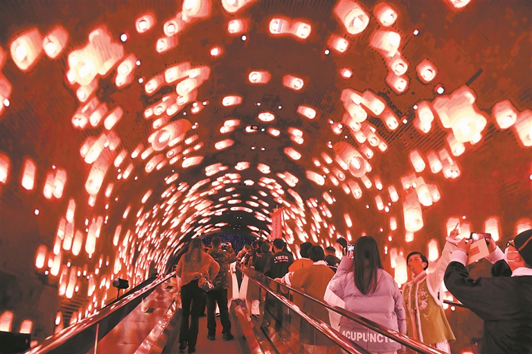 “正佳大唐千灯会”点亮整个春节假期。(资料图片) “正佳大唐千灯会”点亮整个春节假期。(资料图片)