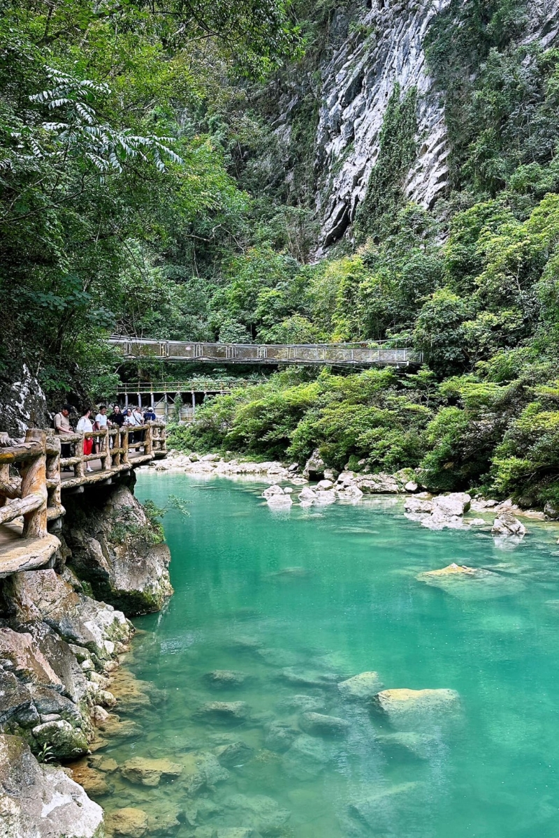 大七孔景区与小七孔景区风格迥异。图片授权David Cheng