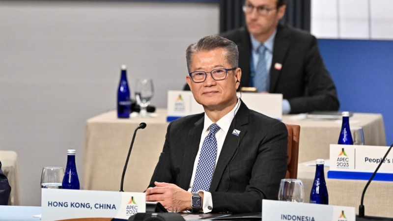 陈茂波在美国旧金山出席亚太区经济合作组织领导人第二节非正式会议。 政府新闻处
