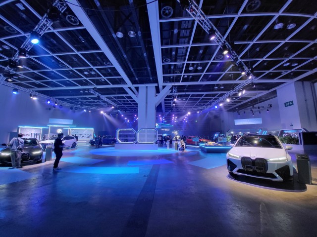BMW i Hub全新电动车体验中心进驻K11 Musea