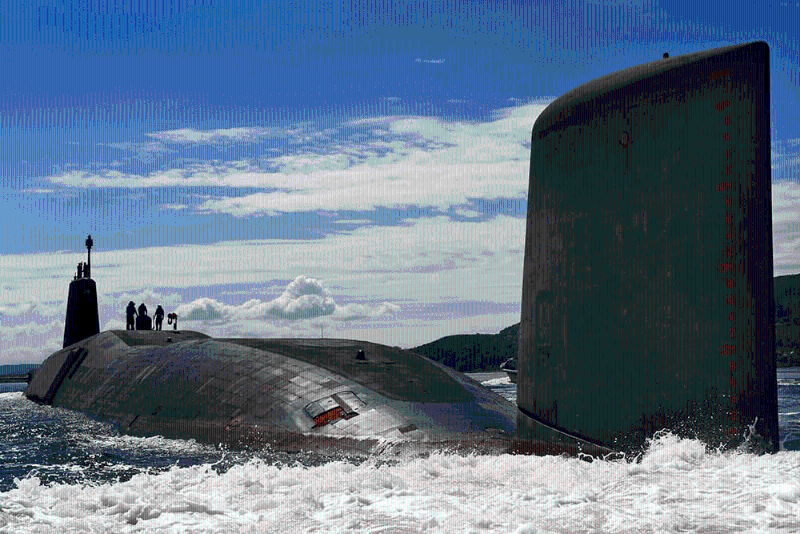 载有“三叉戟2”型导弹的英国海军核潜艇。 英国皇家海军