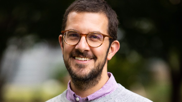 Meta发言人安迪史东 ，被俄罗斯通缉，原因不明。