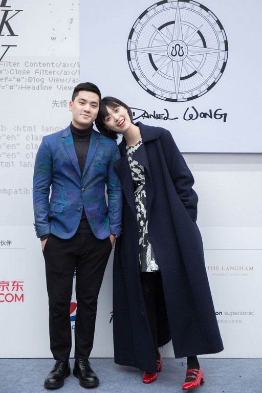 王令尘被爆将于年底娶内地超模女友游天翼。