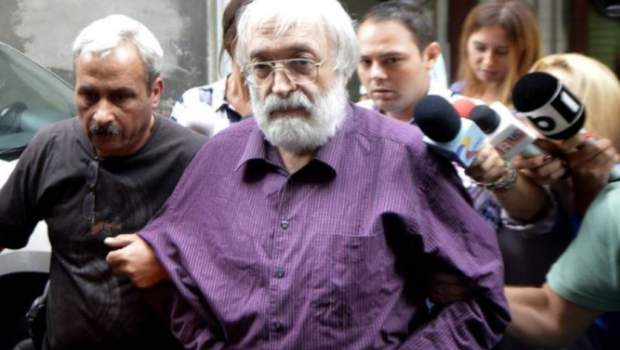 法国警拘“瑜伽大师”比沃拉鲁，将控以人口贩运、强奸等罪名