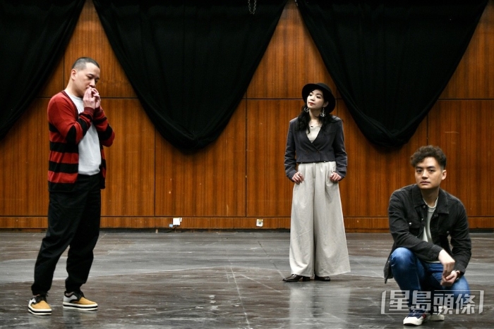 香港原创粤语音乐剧《大状王》去年公演，空前成功，横扫十奖。