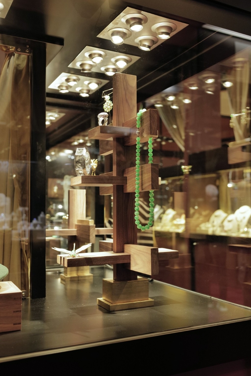 位于尖沙咀的良晨珠宝店。