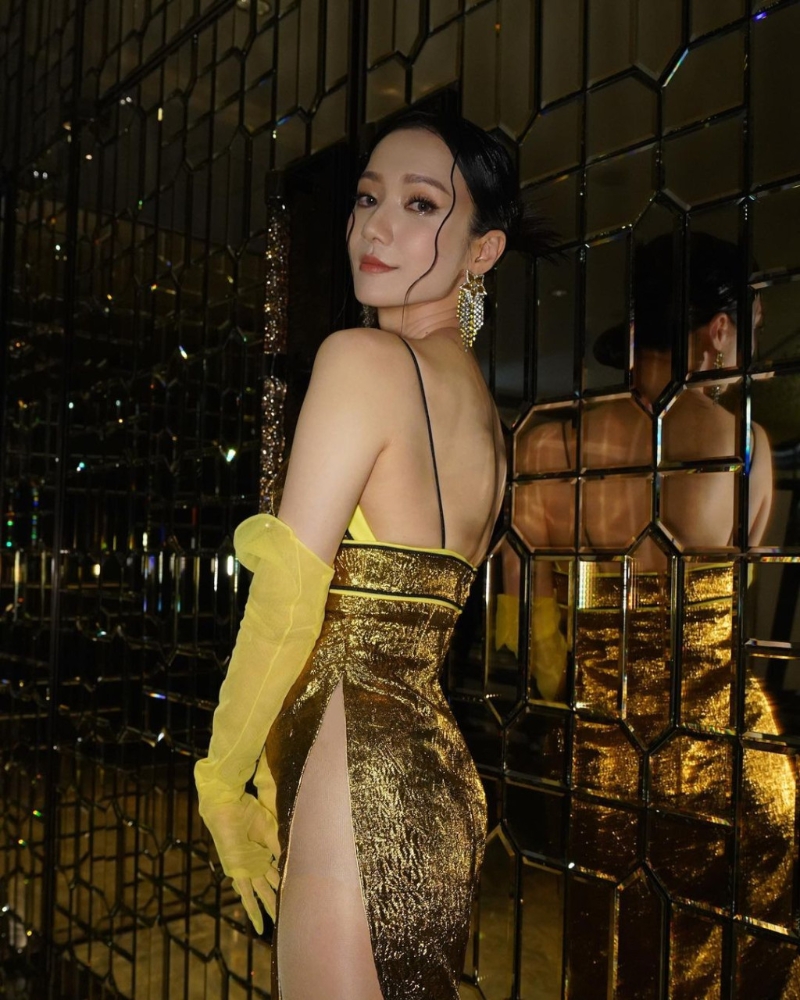 王君馨在TVB工作期间，比冠军张嘉儿多演出机会。