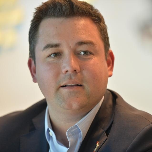 齐格勒（Christian Ziegler）今年2月升任共和党佛州分部主席。 Facebook