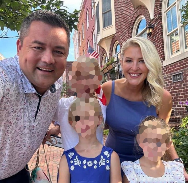 齐格勒（Christian Ziegler）近日在社交媒体X公开家庭照并写下感恩节祝福。 X