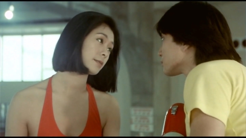 夏文汐1982年以《烈火青春》出道,立即爆红。 夏文汐1982年以《烈火青春》出道,立即爆红。