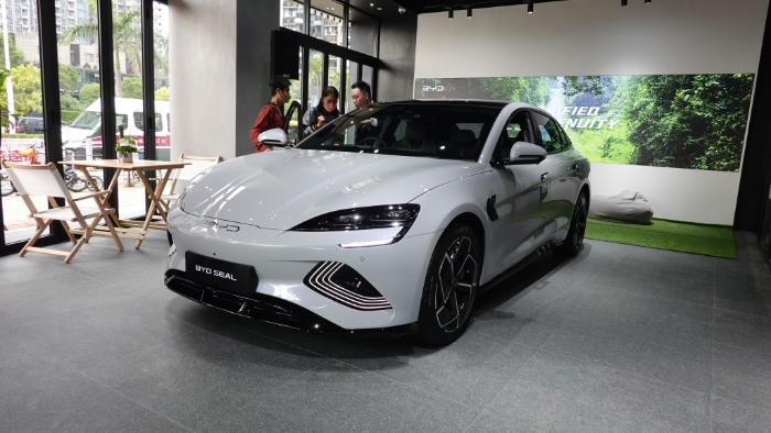 海豹4门房跑车 海豹4门房跑车