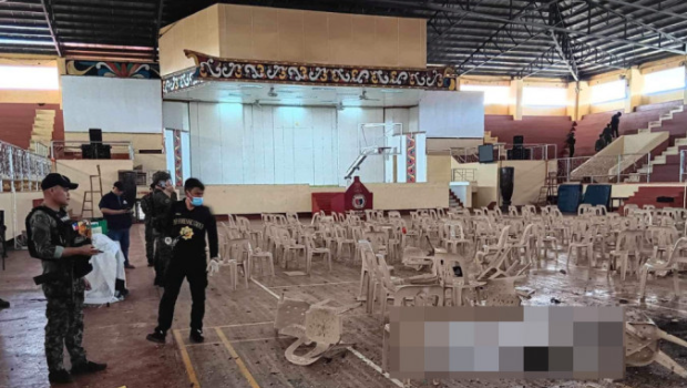 爆炸威力强大造成多人死亡。 爆炸威力强大造成多人死亡。