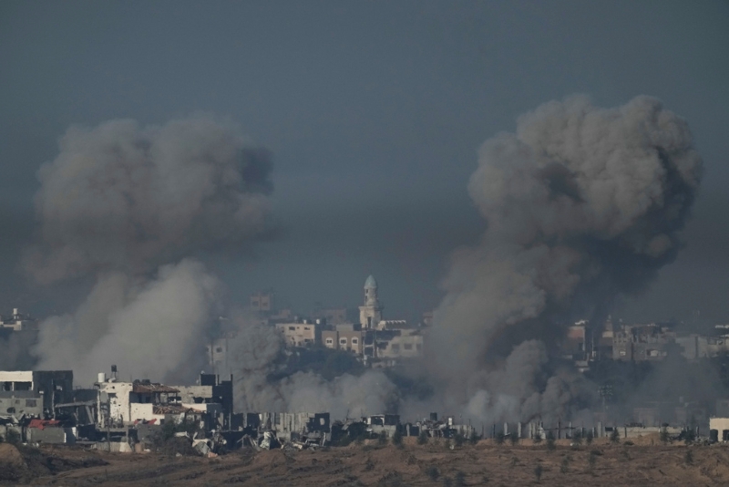 以军宣布将针对哈马斯地面行动扩至整个加沙。 美联社