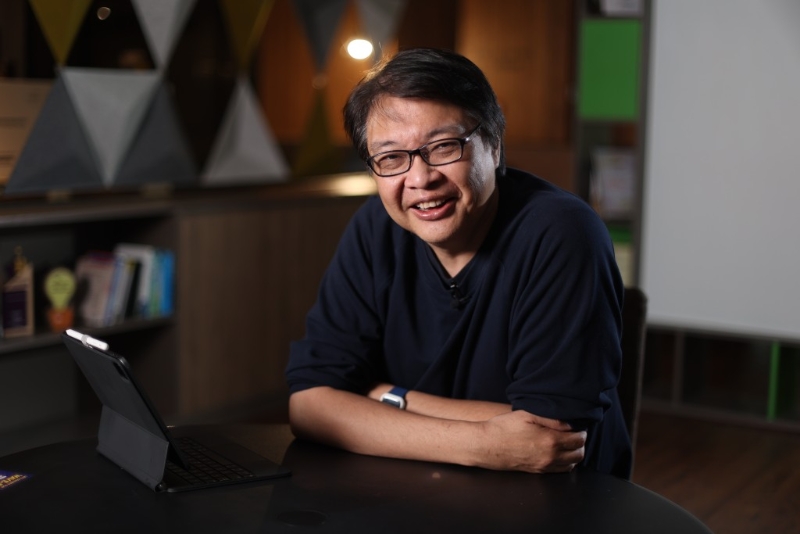 黄岳永教授 黄岳永教授