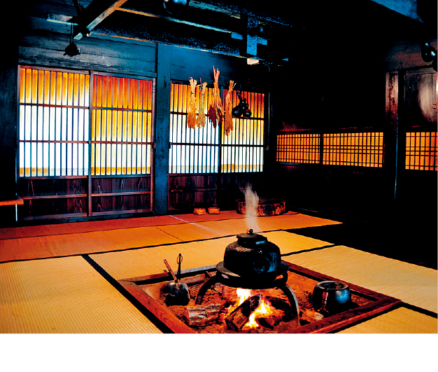 白川乡的合掌屋，许多仍然保留传统民居模样。