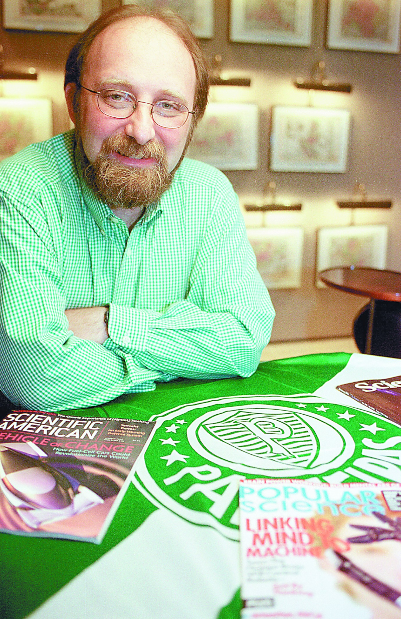 “脑机之父”米格尔·尼科莱利斯（法新社）