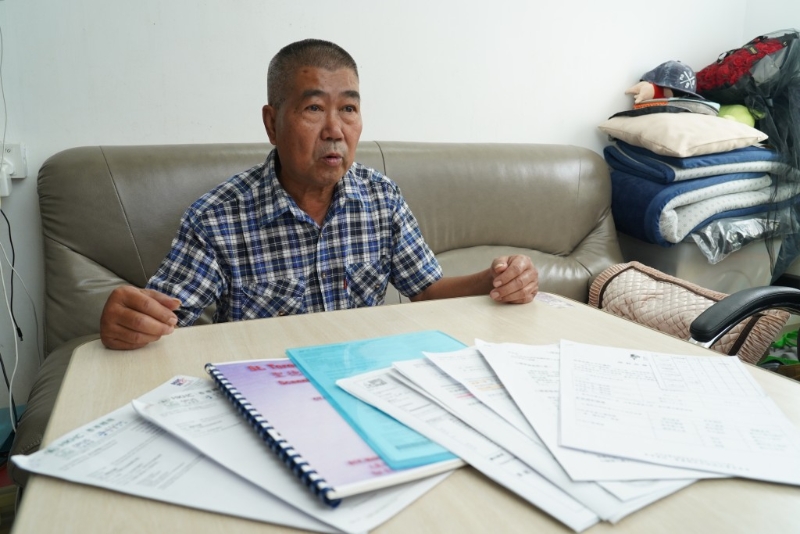 谢先生自从知道血管出问题后，已戒烟戒酒，定时服药。