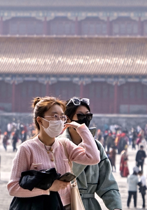 专家提示，面对流感流行，公众应坚持做好个人防护，勤洗手、戴口罩等。