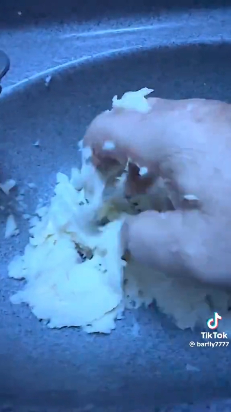 在锌盆搓薯蓉⋯⋯TikTok